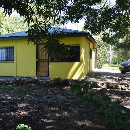 Casita Amarilla Villa Cahuita Kültér fotó