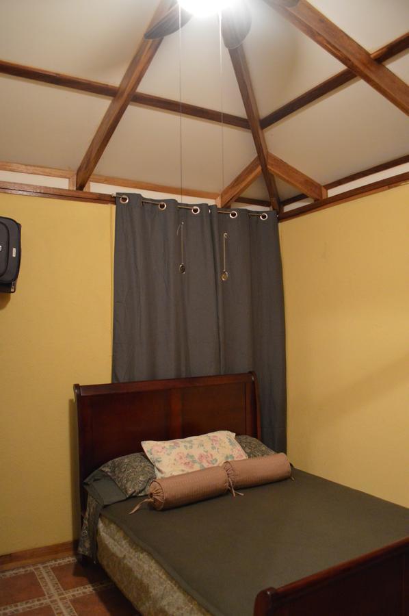 Casita Amarilla Villa Cahuita Kültér fotó