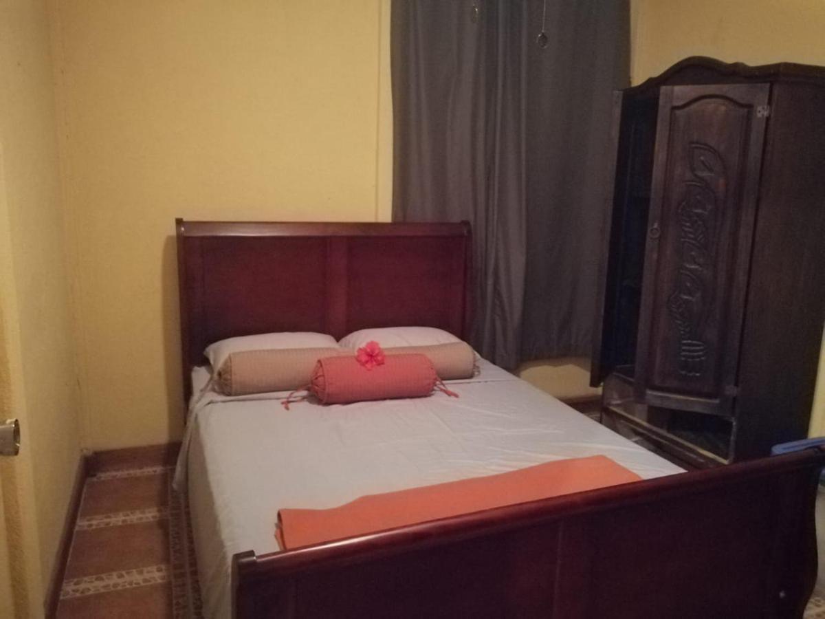 Casita Amarilla Villa Cahuita Kültér fotó
